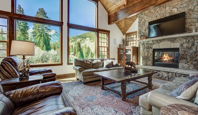 Blue River 8 - Four Bedroom Villa, Sleeps 1 in Colorado