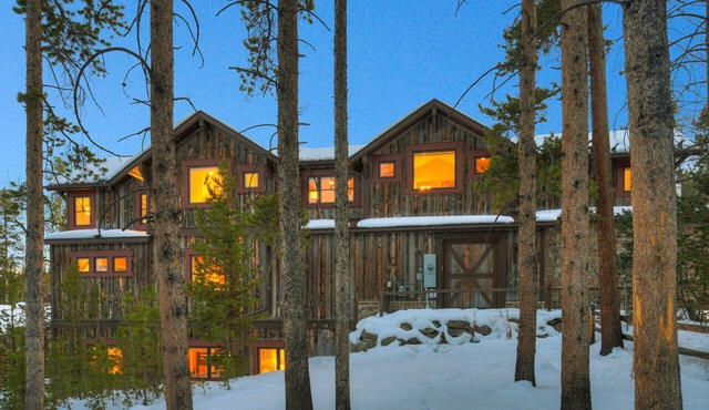 Breckenridge 118 - Five Bedroom Villa, Sleeps 14 in Breckenridge