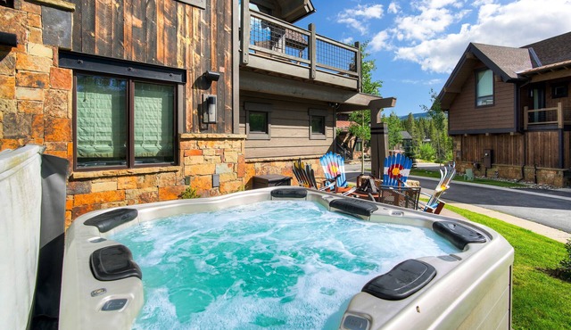 Breckenridge 122 - Four Bedroom Villa, Sleeps 12 in Breckenridge