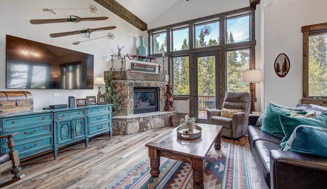 Breckenridge 137 - Four Bedroom Villa, Sleeps 10 in Breckenridge
