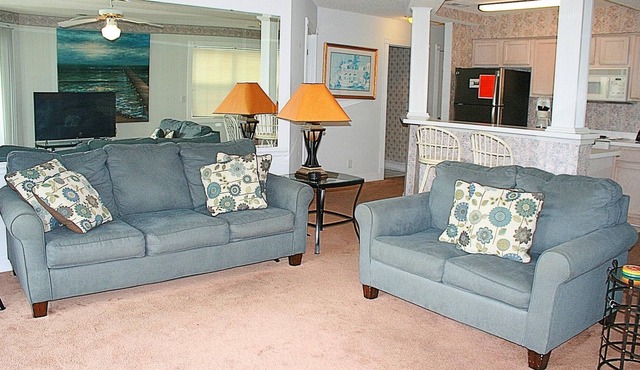 Brunswick Plantation, 2 Bedroom, 2 Bath, Full Kitchen, W/D, Beaches nearby, Enjoy our 27 Hole Golf Course(604) in Calabash