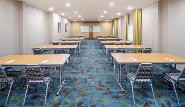 Candlewood Suites Windsor Locks by IHG in Windsor Locks