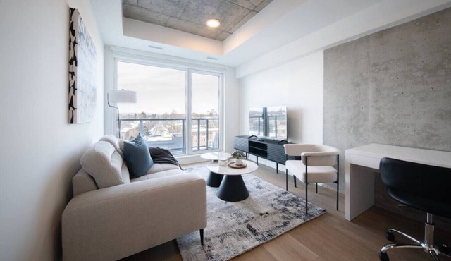 Carlton West Modern Living | Signature 1BR in Ottawa