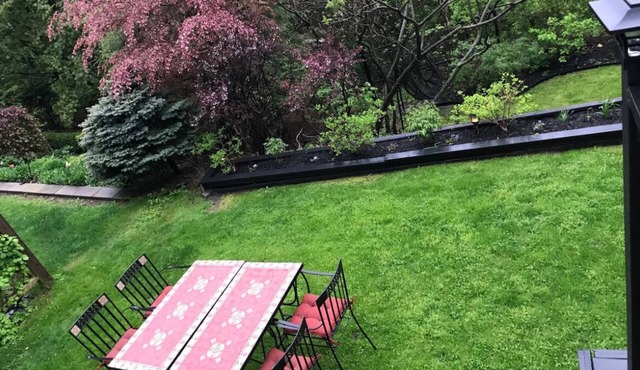 Central Executive Ravine Home 5+ Bdrms in Toronto