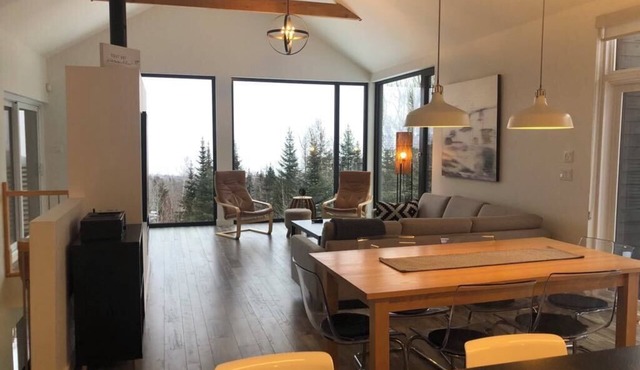 Chalet Cap-à-l'est Vue et Spa in Saint-Joseph-de-la-Rive