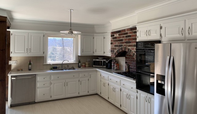Chalet with a Pond and private Pool with Spectacular views of the Mountains. in Catskill