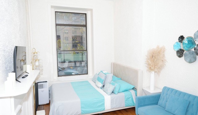 Charming Upper West Side Apartment – 5 Min Walk to Central Park in New York