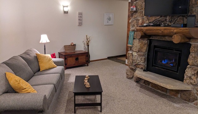 Cozy Condo- Walk to WP Resort! in Winter Park