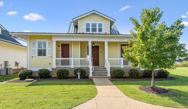 Cozy River 3 Bedroom Family Cottages in Williamsburg