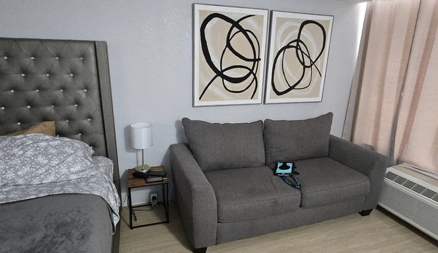 Cozy studio in a fantastic Daytona Beach location in Daytona Beach