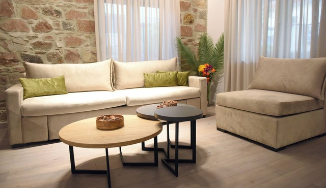 CozyFlat 88m2 very spacious for long stays, fully equipped, with private parking in Mitilini