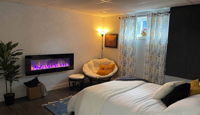 Cuisinette, espace cozy, 3 min de l’autoroute et a 15 min de ski, vélo, zoo, vin in St-Alphonse-de-Granby