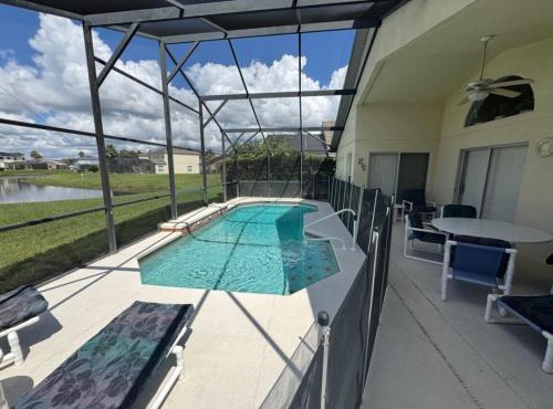 Cumbrian Sunset Villa home in Kissimmee
