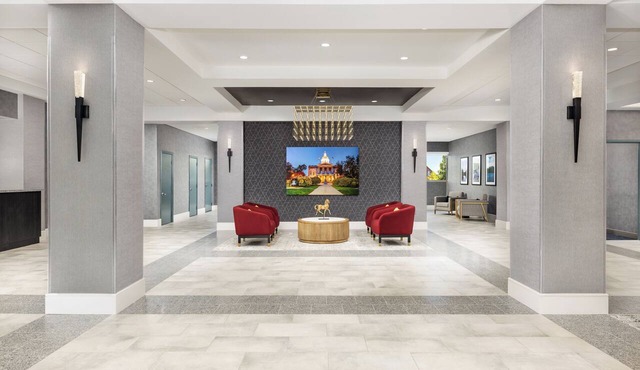 DoubleTree by Hilton Downtown Concord in Concord