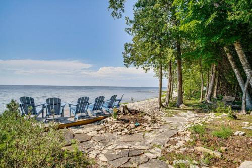 Egg Harbor Gem w/High-Speed Fiber WiFi! in Egg Harbor