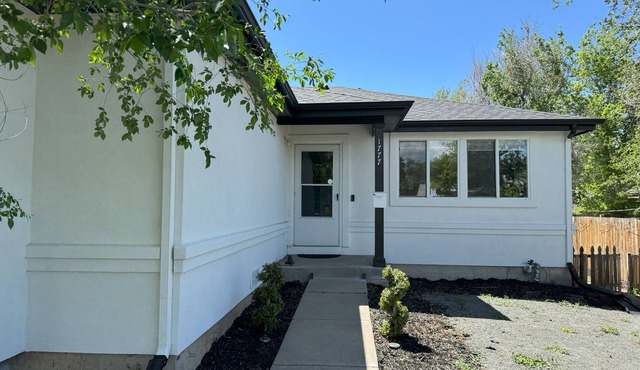Elegant 3BR w/Patio, Perfect Location in Denver