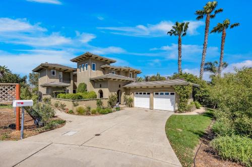 Encinitas Hillcrest Hideaway in Encinitas
