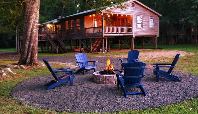 Escape City Life at this Exceptional Cabin Retreat with River Views. in Lucedale