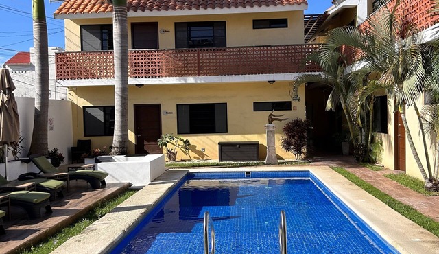Excellent location, pool, quiet,1 block to supermarket, 2 blocks to the ocean. in Cozumel