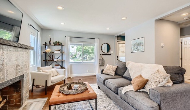 Family Friendly 4br House - Huge Yard - Central to Denver and Red Rocks in Wheat Ridge