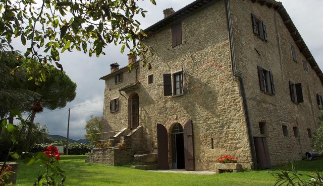 Farmhouse in Modigliana with Scenic Views in Modigliana