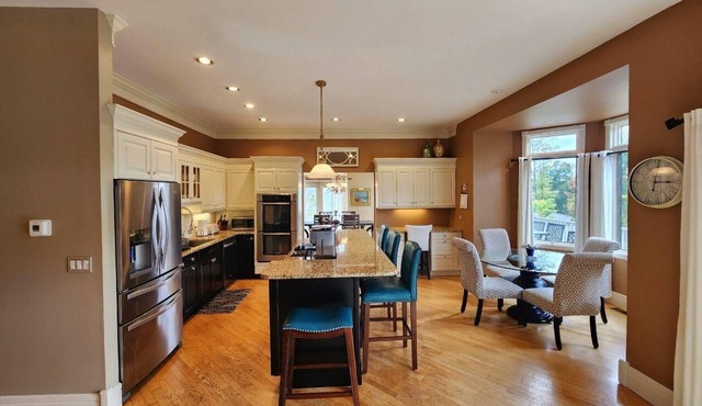Four bedroom home on 8th Fairway - Birchwood Farms Golf & Country Club in Harbor Springs