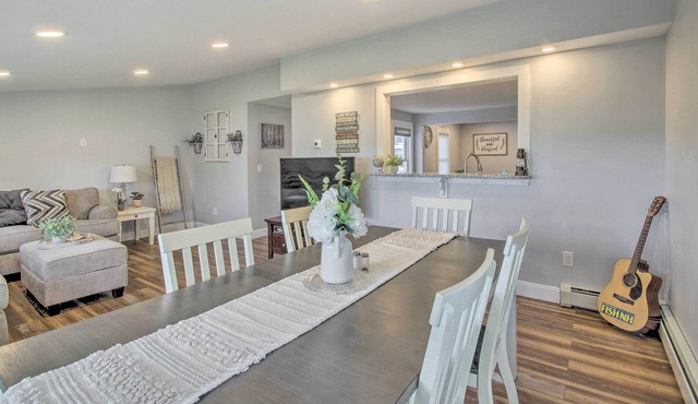 Franklin Waterfront Home: Kayaks & Boat House in Franklin