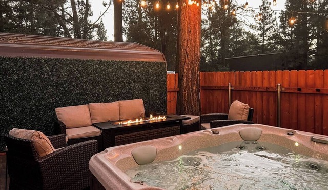 Fully Remodeled Home Away From Home with all the amenities in Sugarloaf