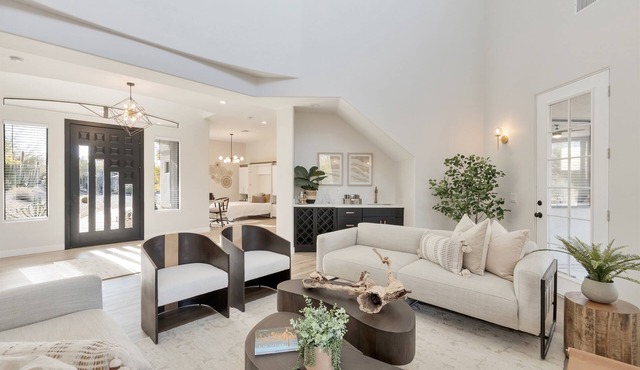 Golf~Trails~Luxury~Views~Tranquility~Troon Escape in Scottsdale