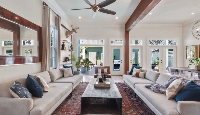 Gorgeous Upscale Home with Pool | Garden District in New Orleans