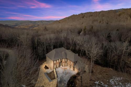 Group Getaway! 8,000-Sq-Ft Gem, Arcade + Theater in Beech Mountain