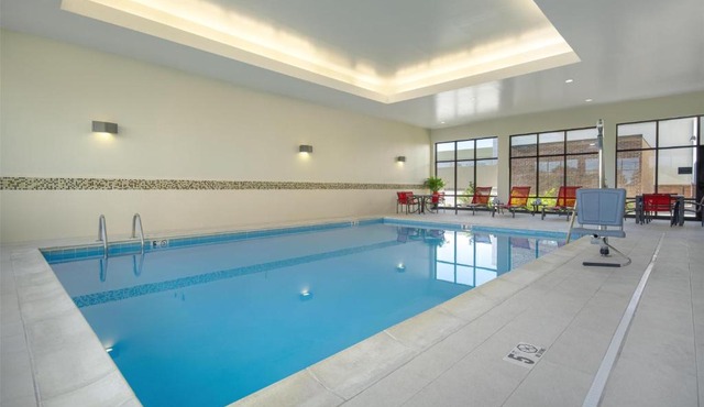 Hampton Inn & Suites by Hilton Columbus Scioto Downs in Columbus