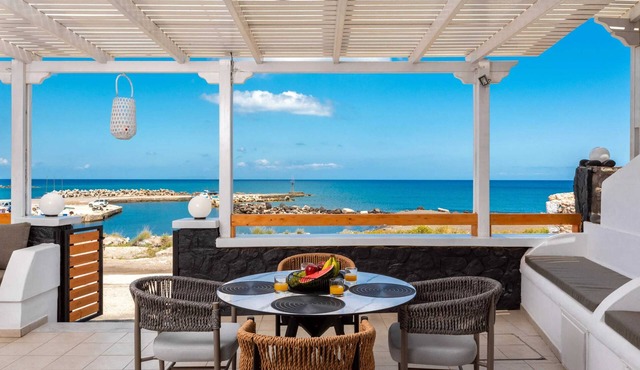 Homerez - House for 6, Sea View in Monolithos in Monolithos
