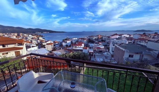 House Mistral in Neos Marmaras