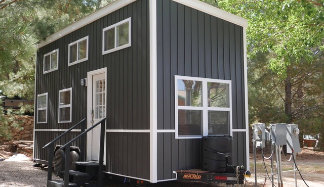 Hygge Tiny Home in Toquerville