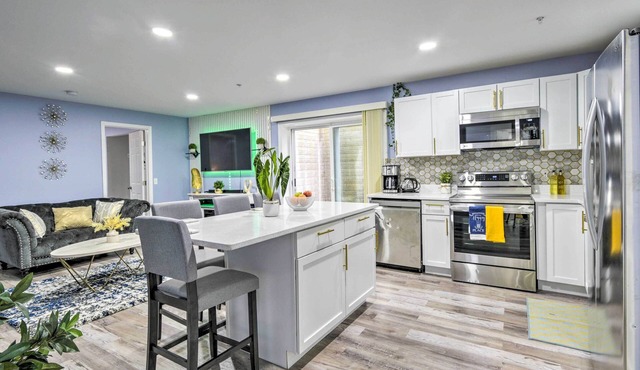 Joppatowne Home w/ Private Deck & Fireplace! in Joppatowne