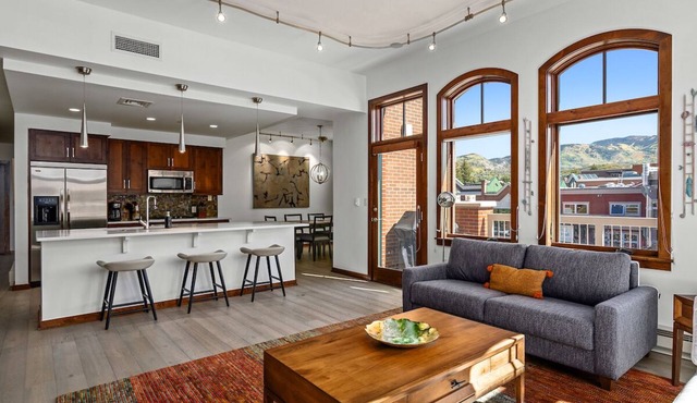 Kestrel Corner, AC! Prime Downtown Location with 180 Degree Views! in Steamboat Springs
