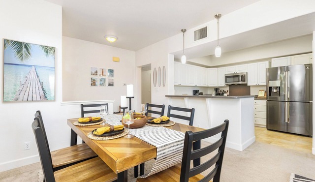 Ko Olina Kai Getaway Gated Condo Near Beach w/Pool & Parking in Kapolei
