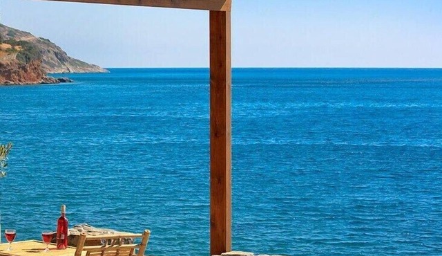 KOLOKITHA: Spacy 1 Studio Plaka Beach Cottage in Plaka