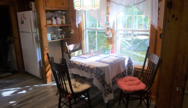 Lake Sunapee Cottage - Blodgetts Landing in Newbury