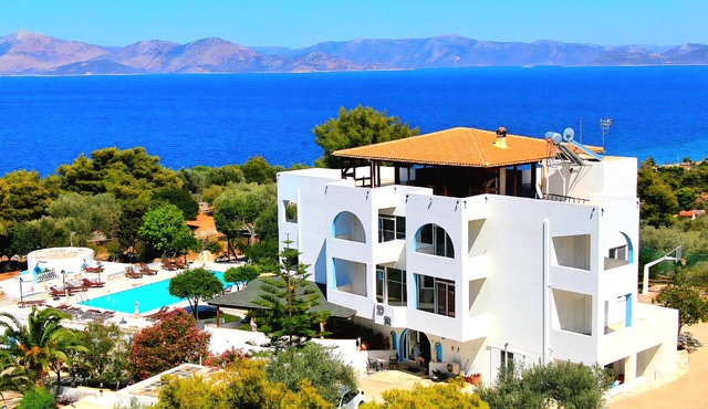 Large group villa with pool, in Attica, Marathon, Sesi beach in Marathon