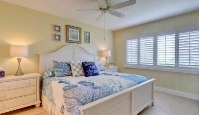LOCATION, LOCATION in Ocean Village Resort.Ground floor,great location in Ft. Perce