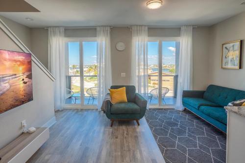 Luxury Beach Home N-POOL in St. Pete Beach