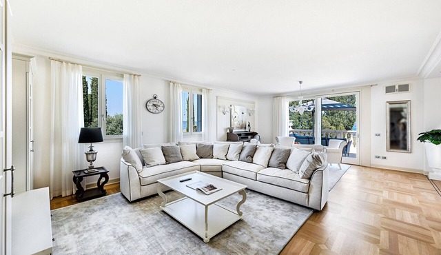 Luxury Lake-Front Catullo A2 in Sirmione