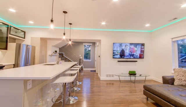Luxury Living in Denver-Special Rate offer for December-February in Denver