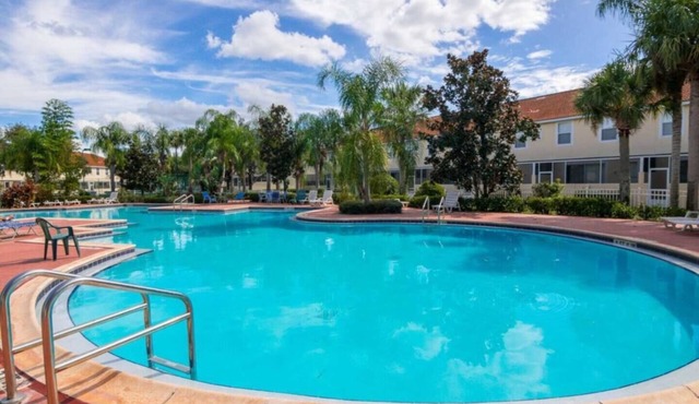 Magical Family Townhome Retreat – Comfort & Convenience Near Top Attractions! in Kissimmee