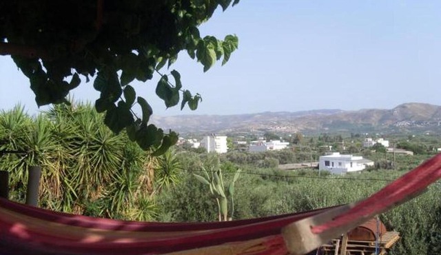 Minoas Apartment in Moírai