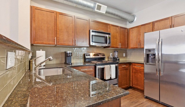 Modern Apartment with Amenities 105 in Boulder
