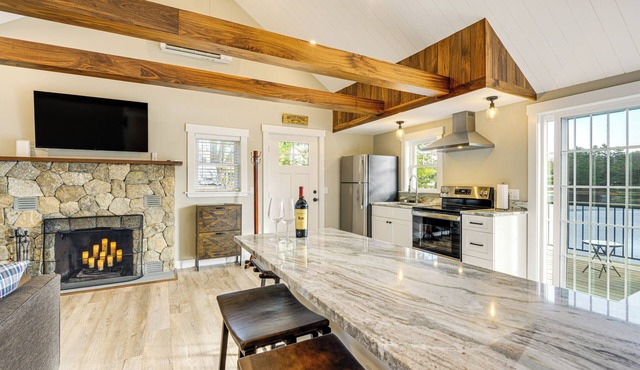 Modern Waterfront Gem w/Dock on Lake Monomonac in Winchendon