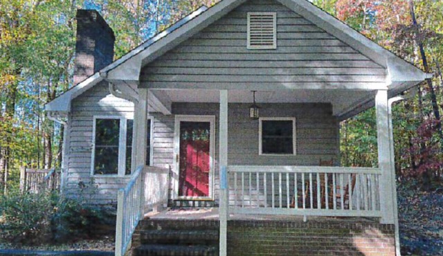 New! Cedar Run Cottage by Buffalo Mountain Getaway in Stuart